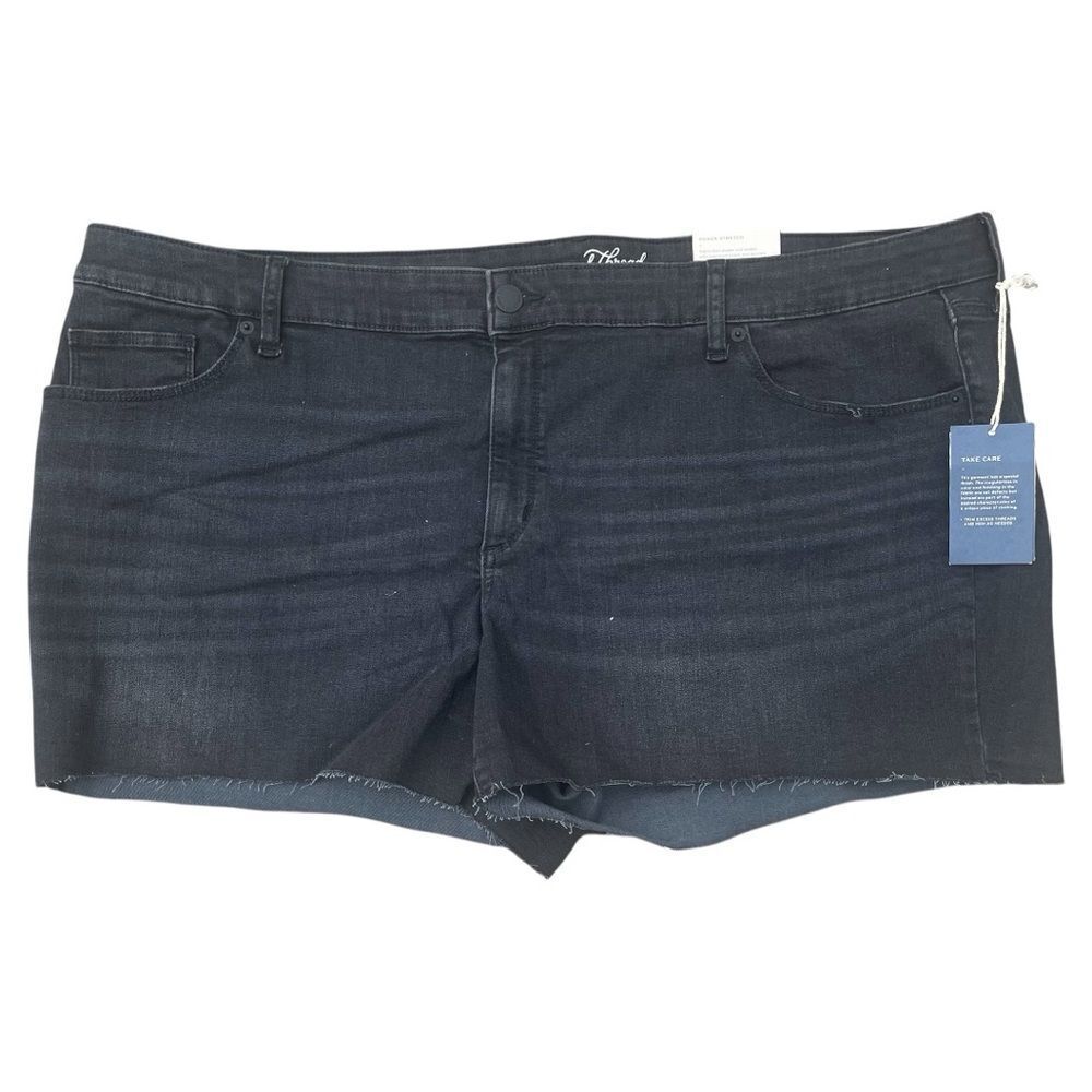 Universal Thread Women’s Plus Size MIDI Jean Shorts, Black.Power Stretch22W, 24W